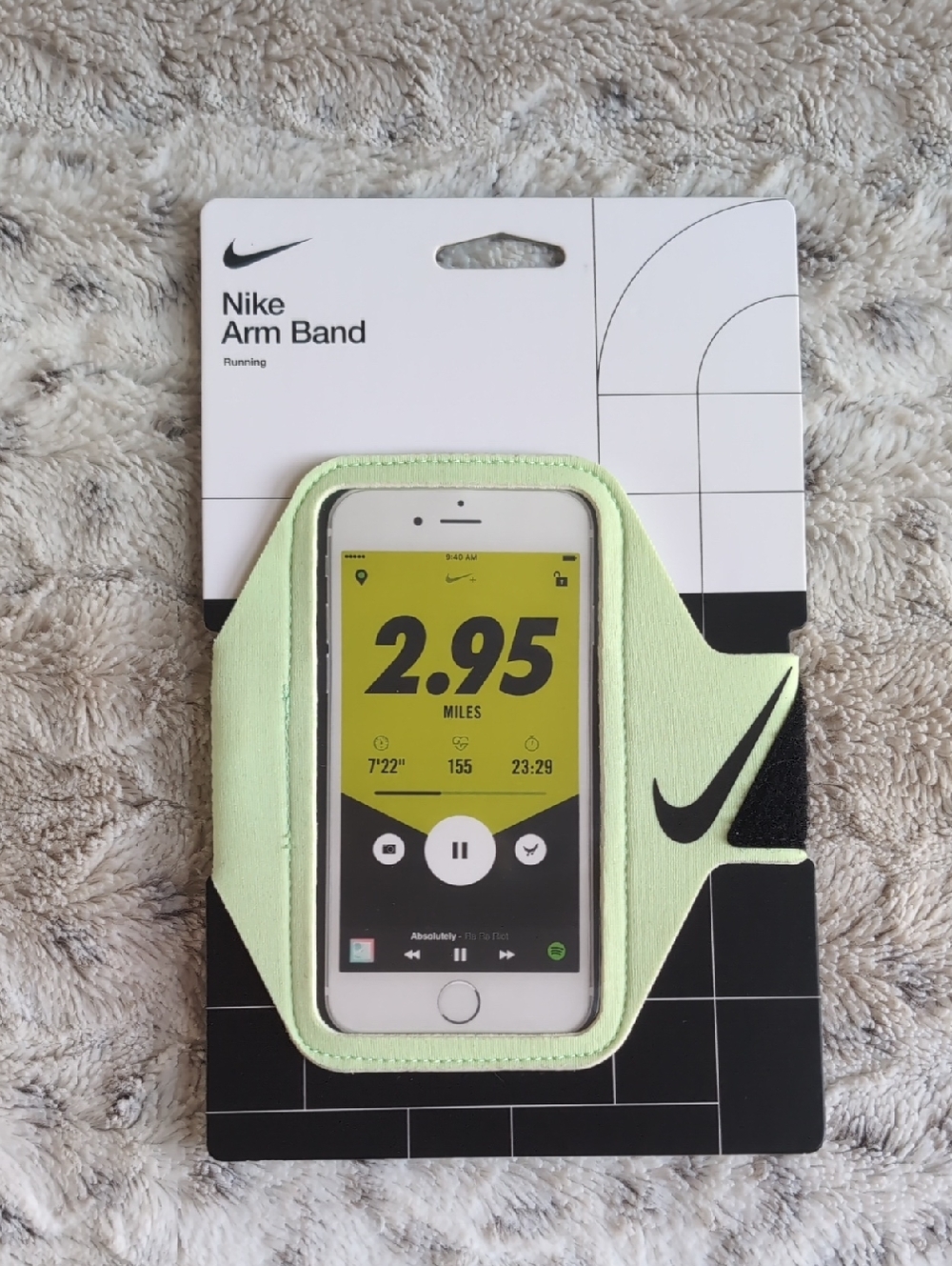Nike Lean Running Vapor Green Arm Band